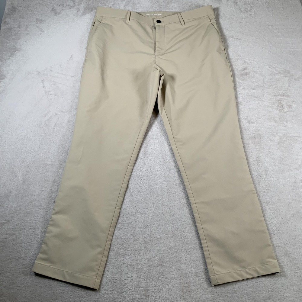 Banana Republic Pants Mens 36x29 Beige Straight Fit Performance Polyester Casual